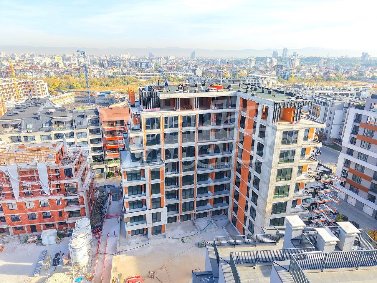 Foto 4 von 12 — SYNERA Residence - качество и стил в Манастирски ливади - изток