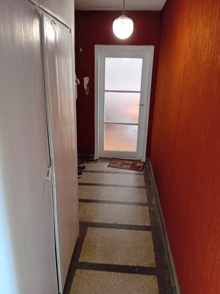 Foto 9 von 12 — Собственик продава 2-стаен апартамент от 62,42 кв.м., в гр. София, кв. „Гоце Делчев“