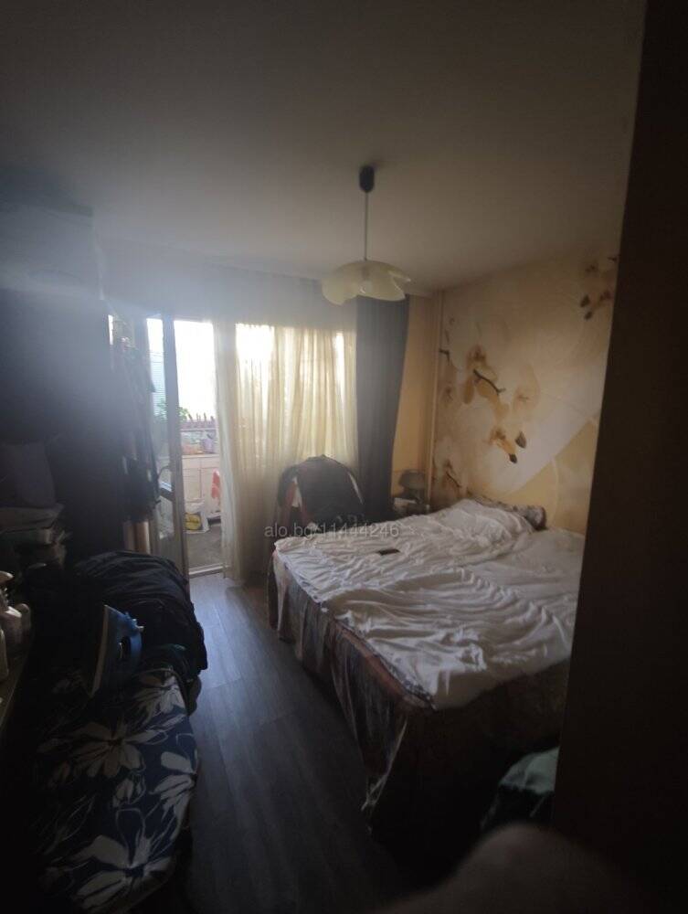 Foto 3 von 12 — Просторен 3-стаен апартамент 109 кв.м - Връбница 1 - до метро Бели Дунав