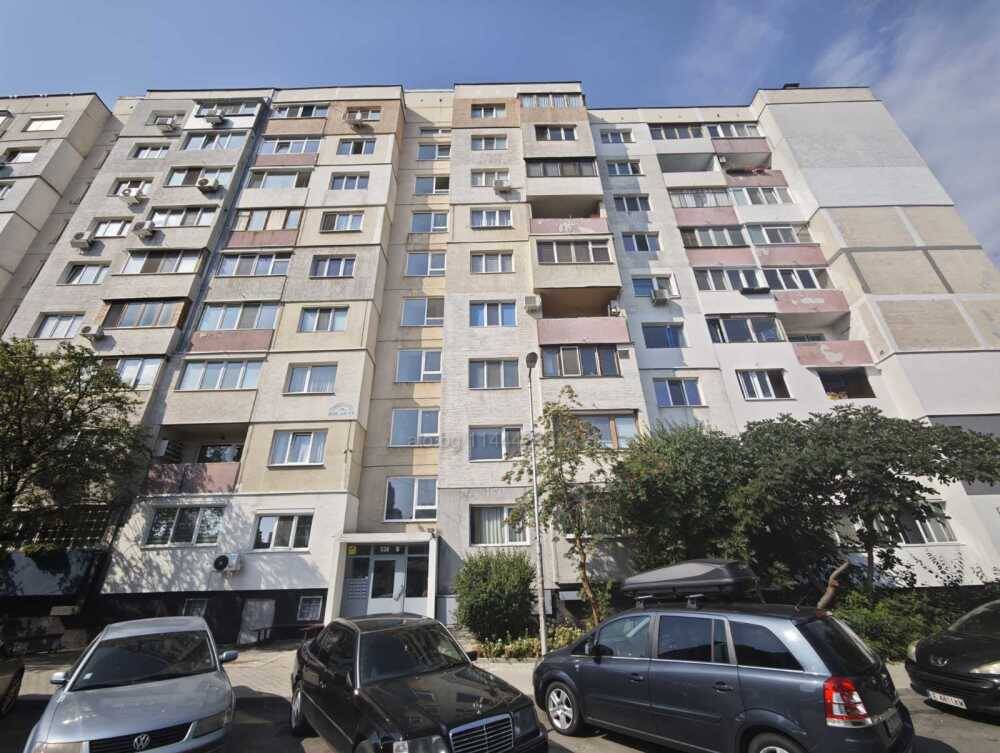 Foto 12 von 12 — Просторен 3-стаен апартамент 109 кв.м - Връбница 1 - до метро Бели Дунав