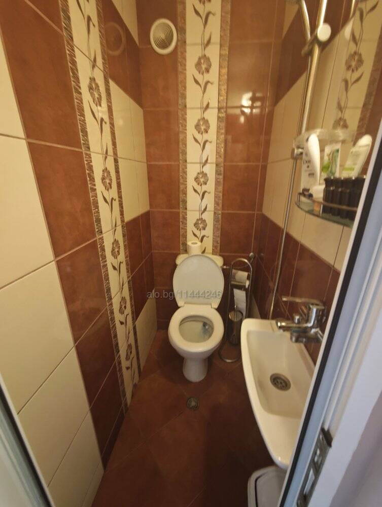 Foto 7 von 12 — Просторен 3-стаен апартамент 109 кв.м - Връбница 1 - до метро Бели Дунав