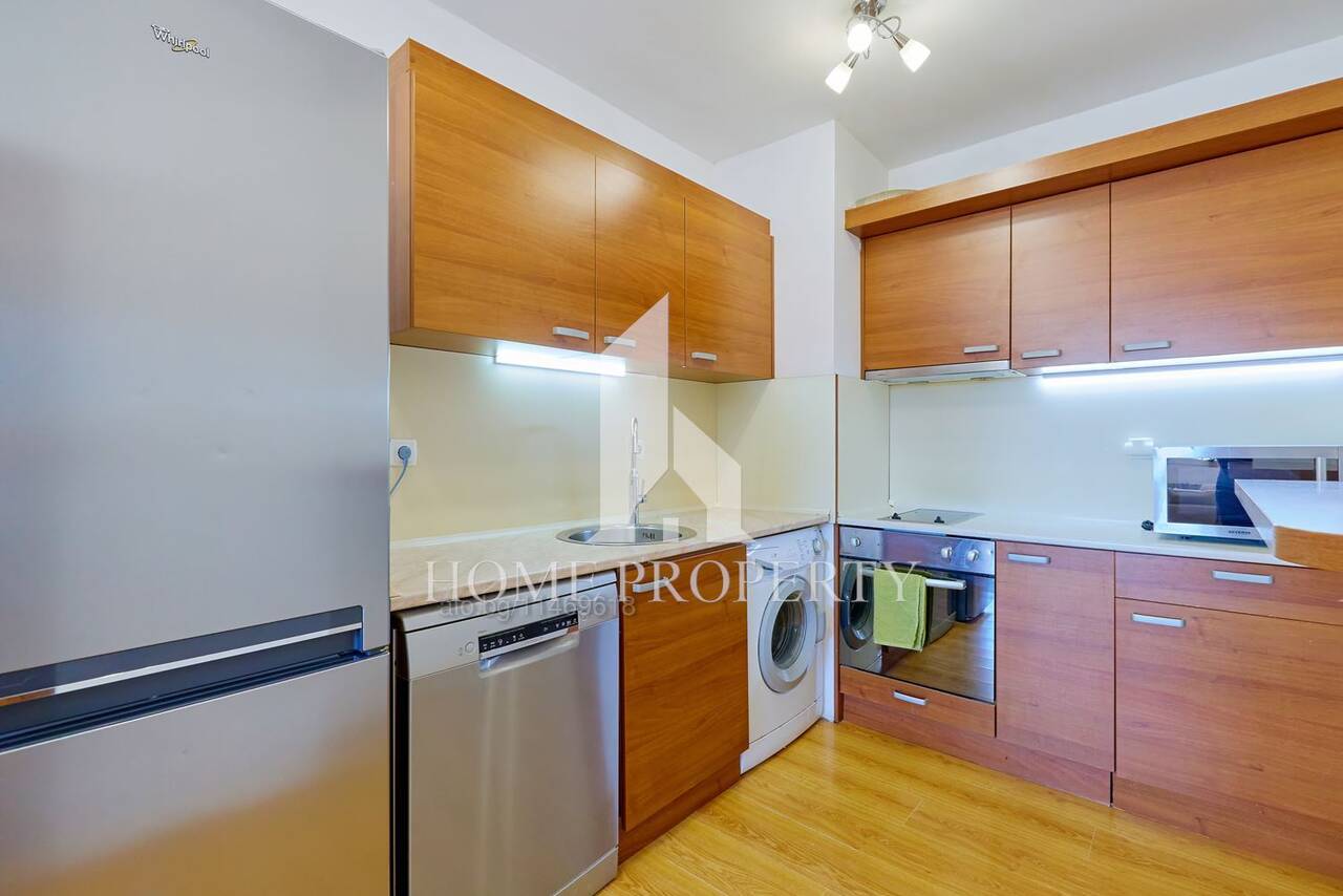 Foto 4 von 12 — Двустаен апартамент 80 кв.м Тухла 2008 г. 8 етаж Непоследен