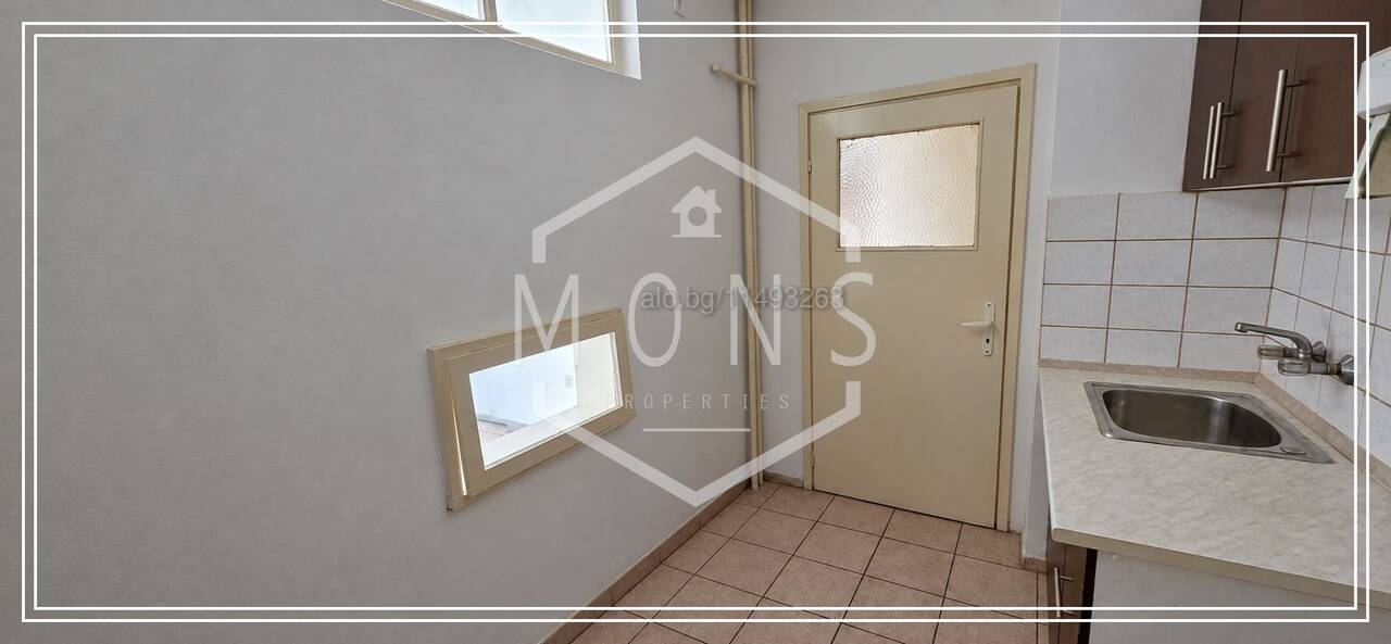 Foto 2 von 12 — Продава се двустаен апартамент в гр. София, Дружба 1