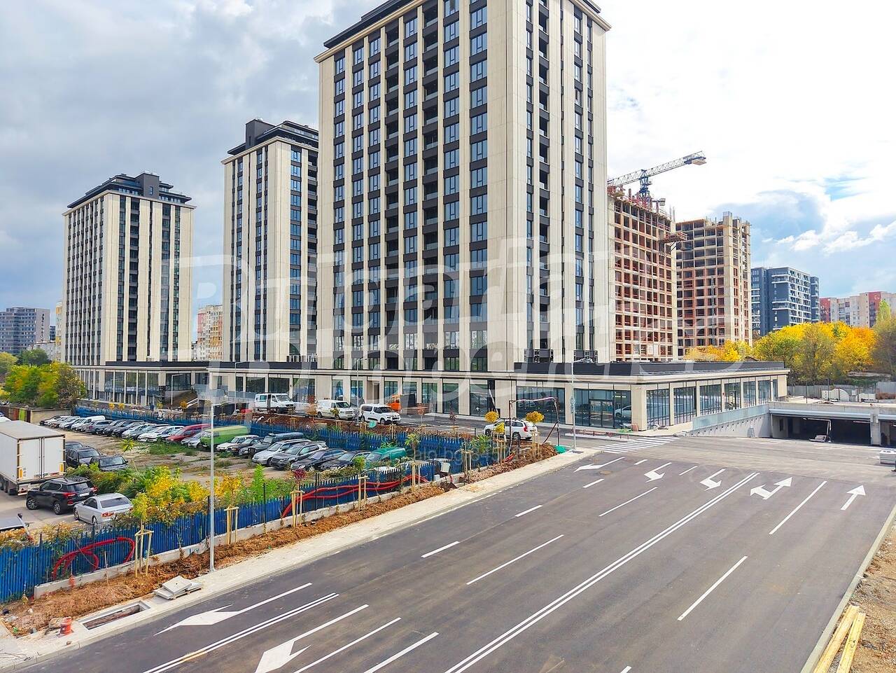 Foto 10 von 12 — Central Park - 7 сгради с 12 дка парк