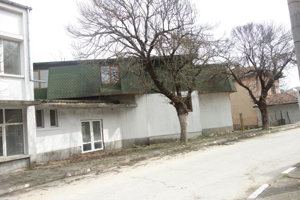 Foto 3 von 13 — Търговски имот