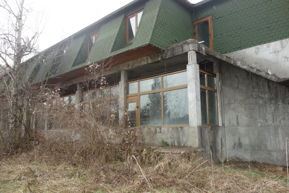 Foto 4 von 13 — Търговски имот