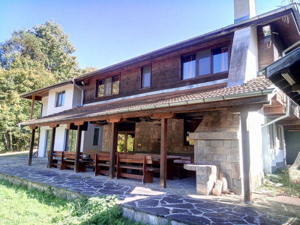 Foto 1 von 12 — Парцел с къща