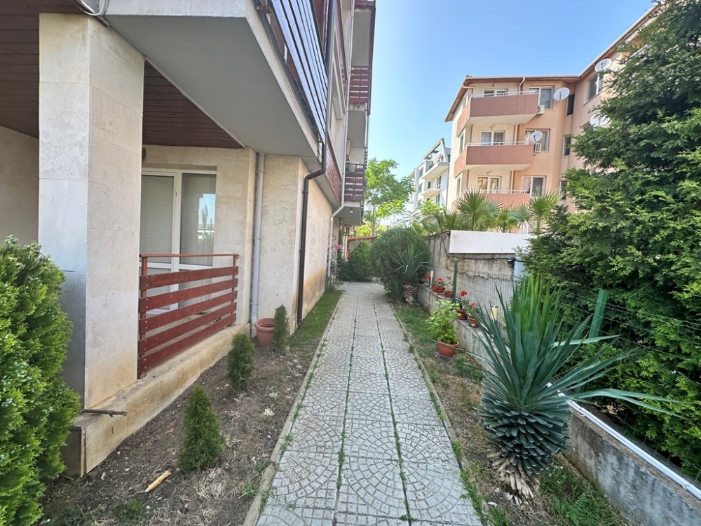 Foto 4 von 7 — Парцел