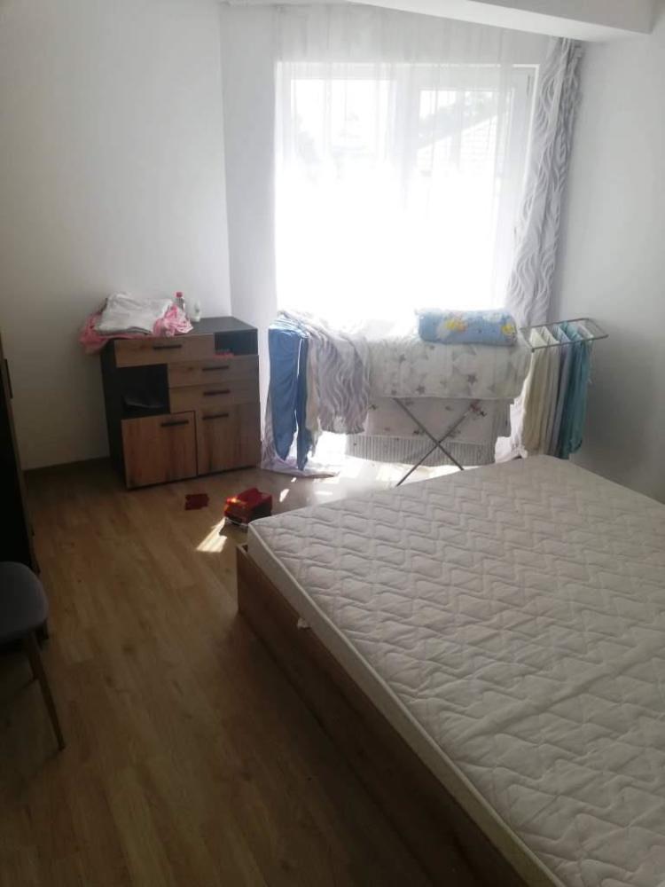 Foto 8 von 12 — Тристаен апартамент