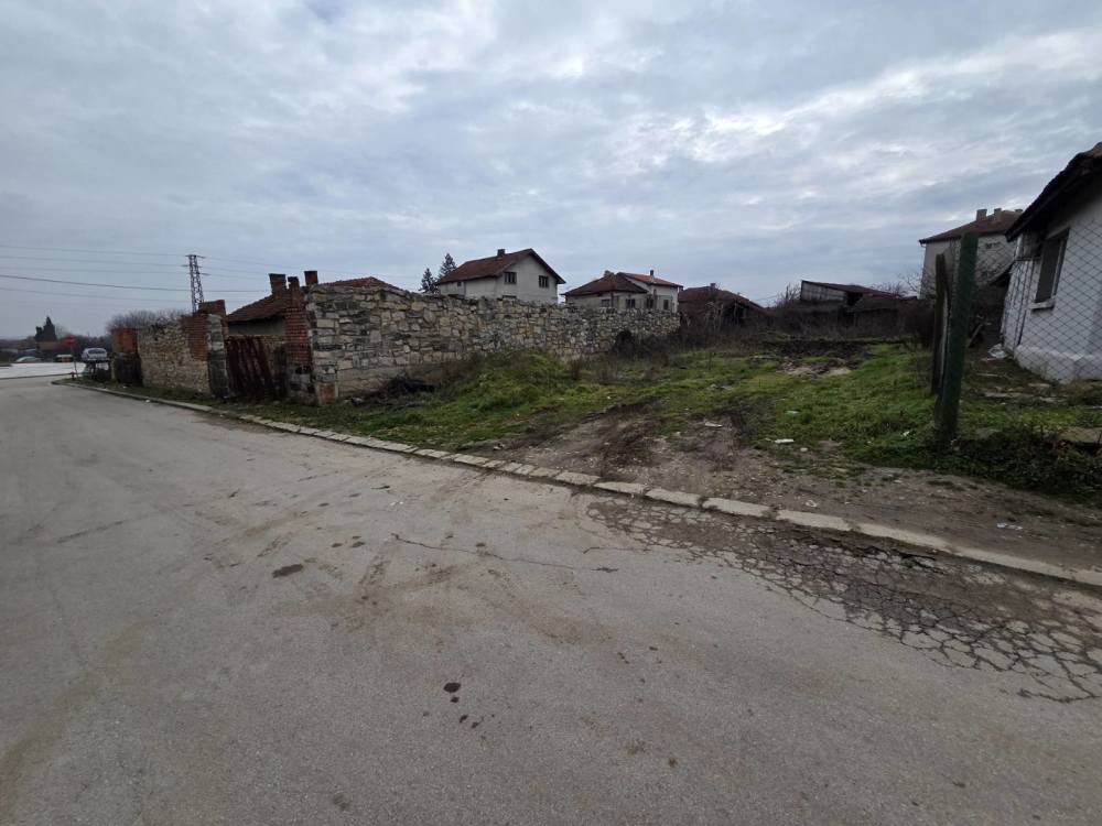 Foto 1 von 2 — Парцел