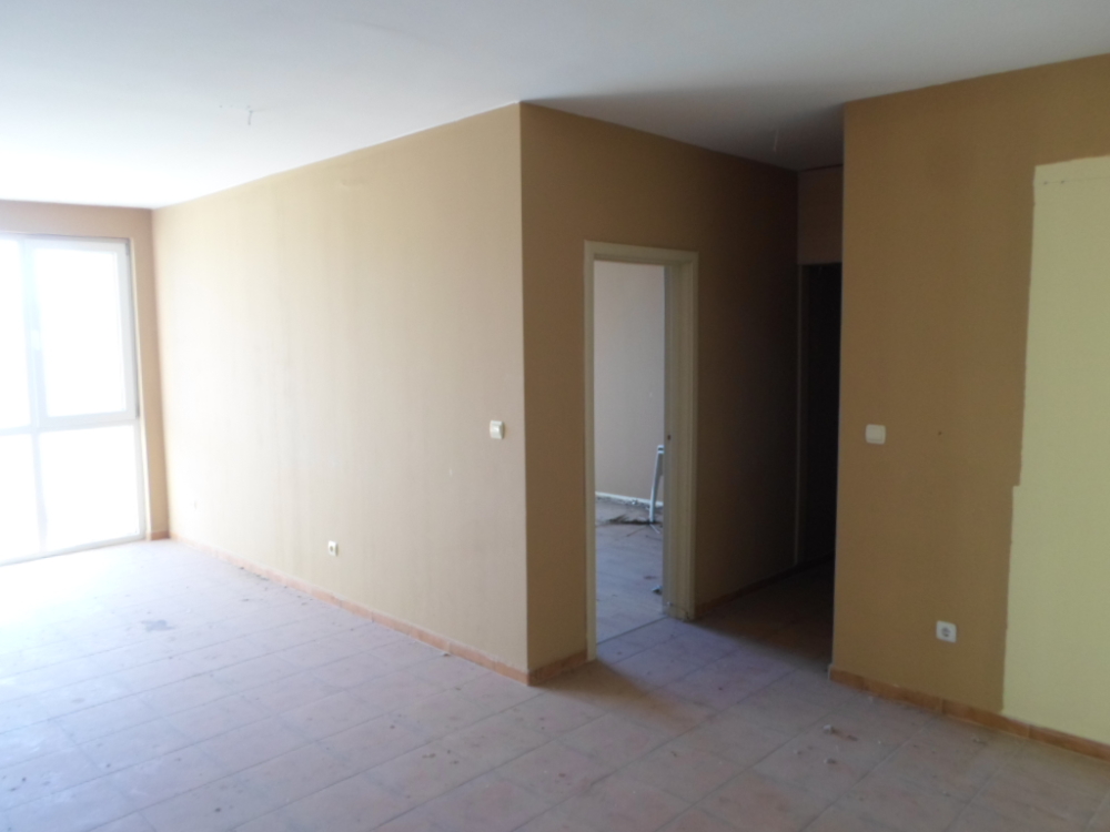 Foto 2 von 15 — Двустаен апартамент