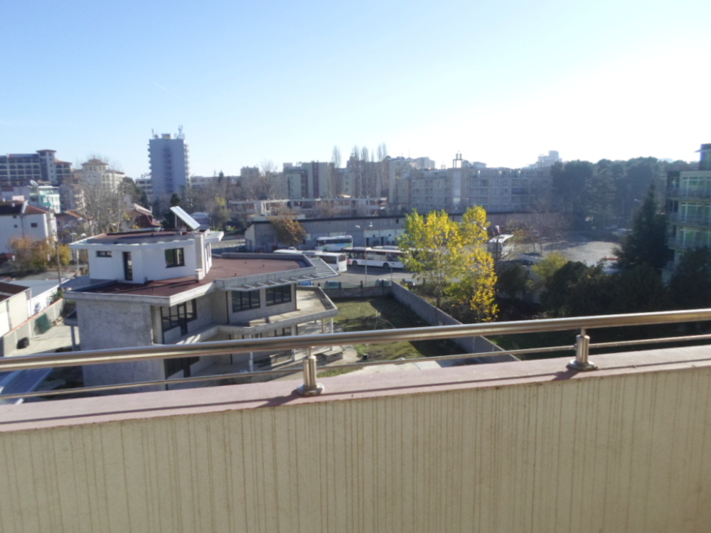 Foto 4 von 15 — Двустаен апартамент