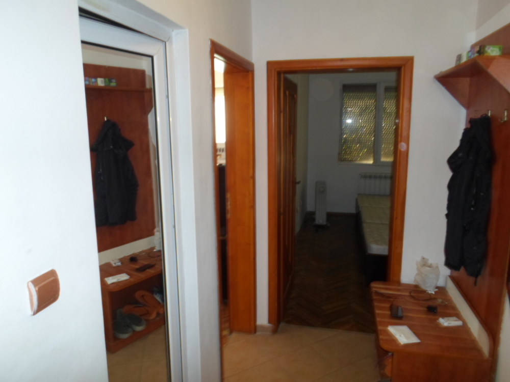 Foto 3 von 13 — Парцел с къща