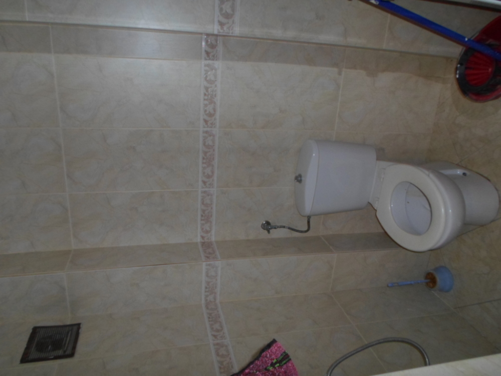 Foto 6 von 13 — Парцел с къща