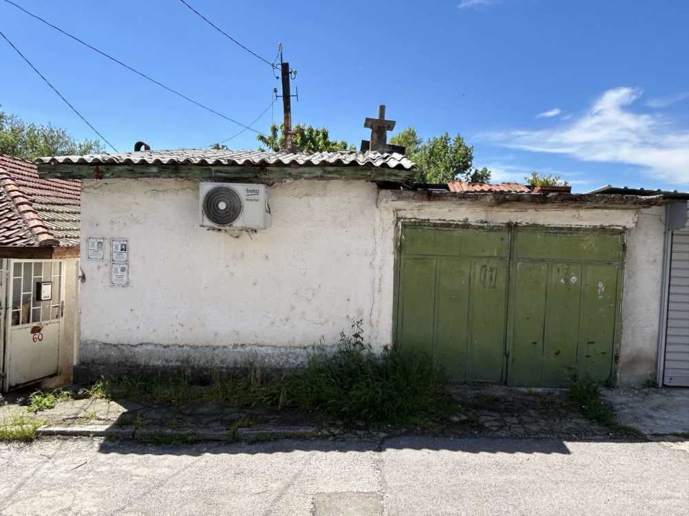 Foto 2 von 9 — Други
