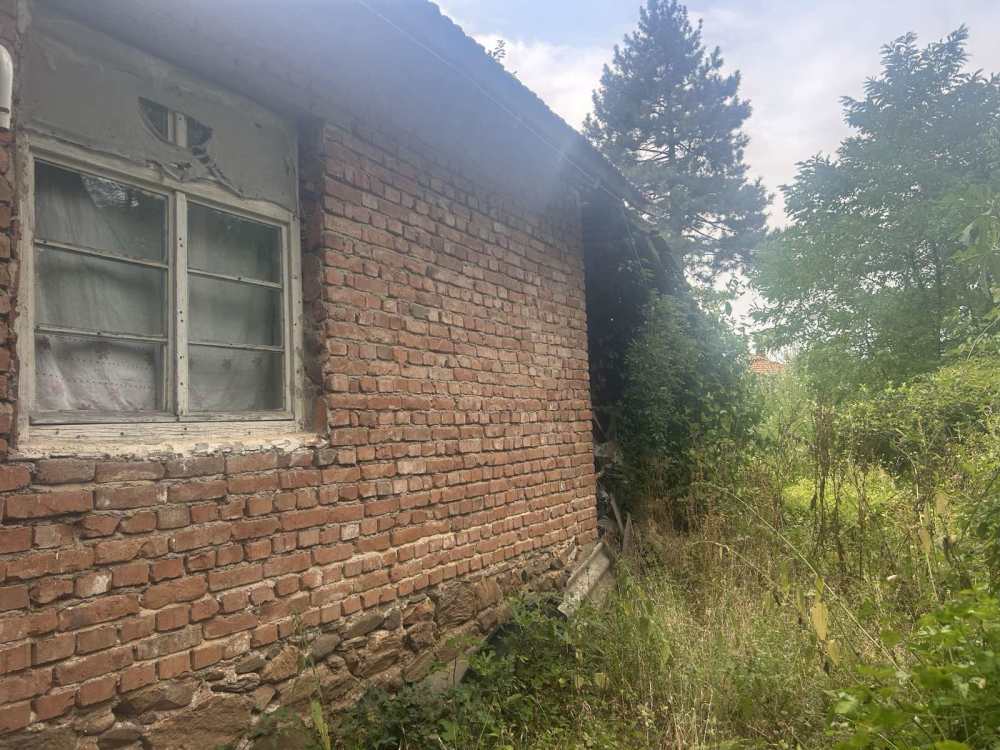 Foto 4 von 5 — Парцел с къща