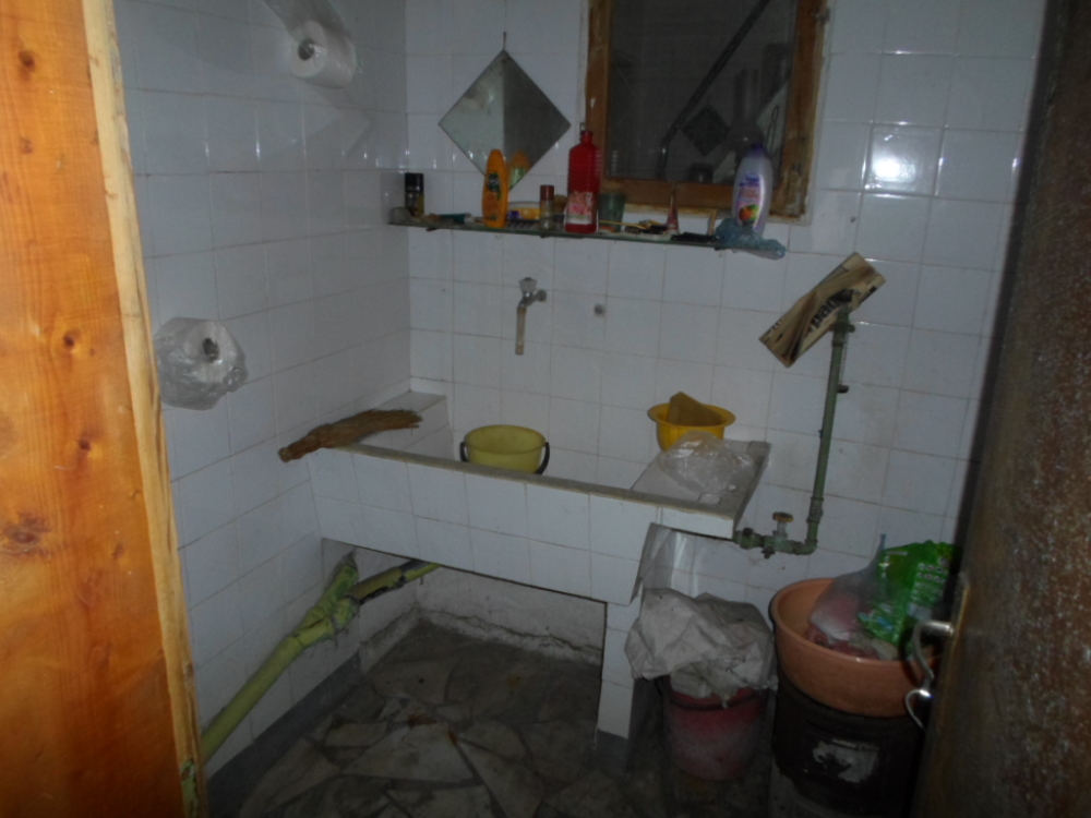 Foto 9 von 13 — Парцел с къща
