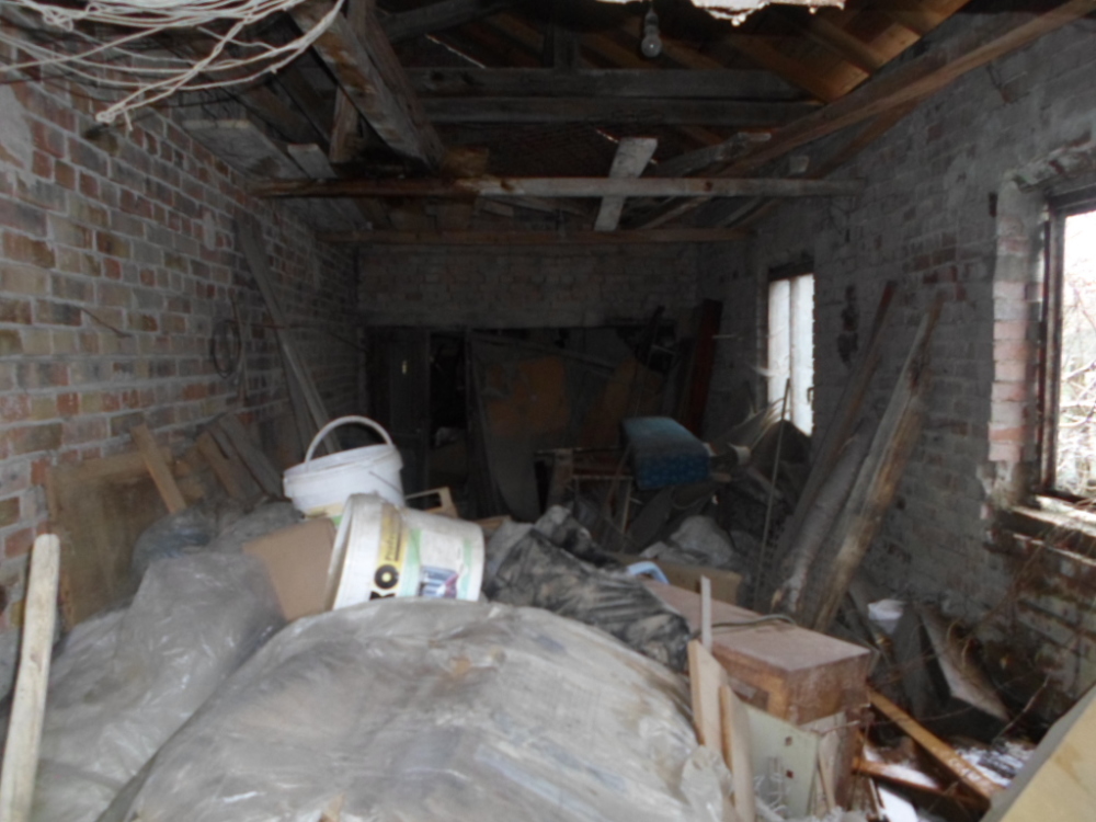 Foto 3 von 13 — Парцел с къща