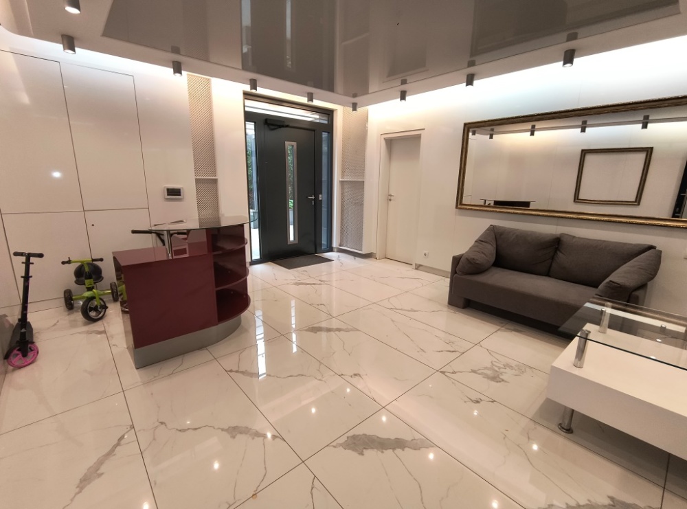 Foto 11 von 13 — Многостаен апартамент