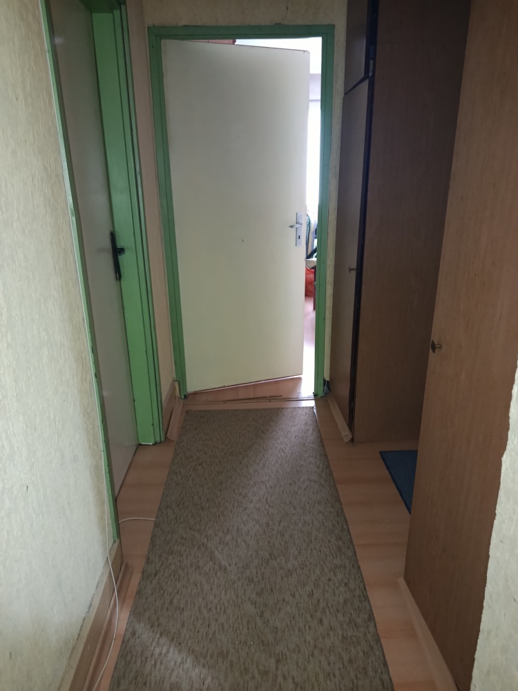 Foto 1 von 8 — Тристаен апартамент