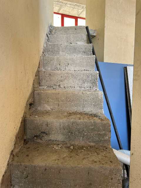 Foto 4 von 7 — Търговски имот