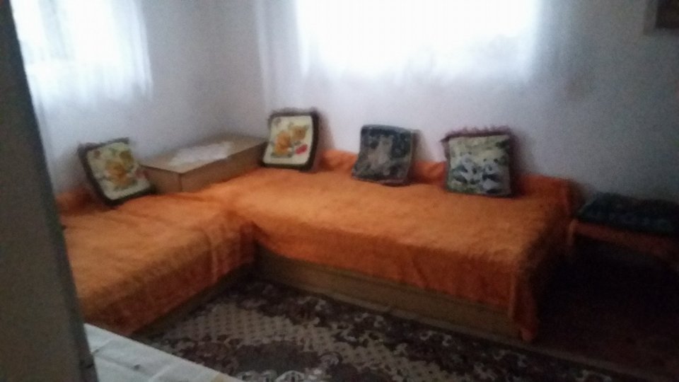 Foto 6 von 9 — Къща с парцел