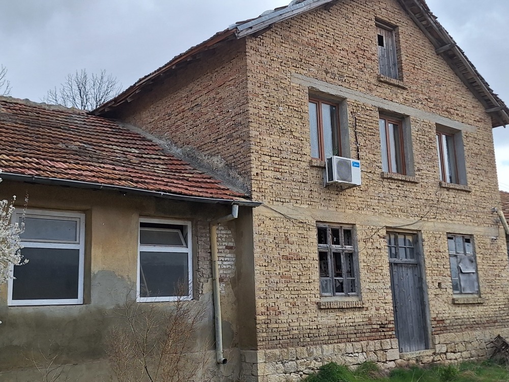 Foto 1 von 2 — Парцел