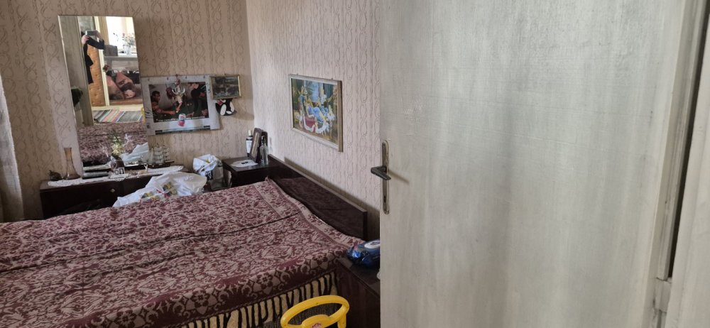 Foto 2 von 12 — Къща