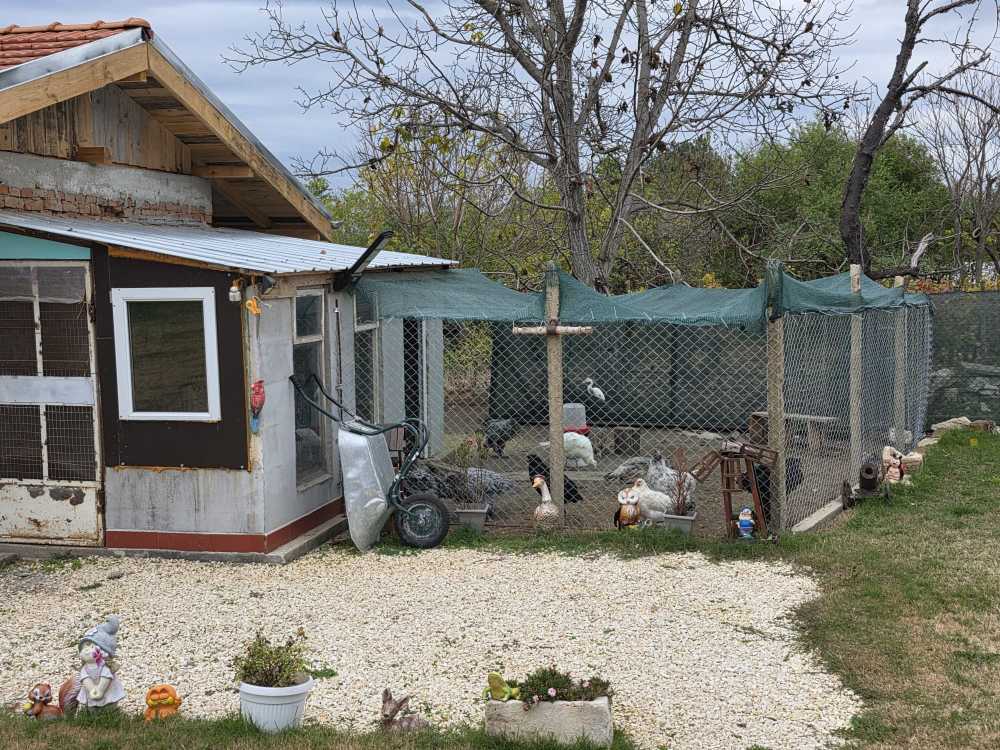 Foto 2 von 9 — Къща с парцел