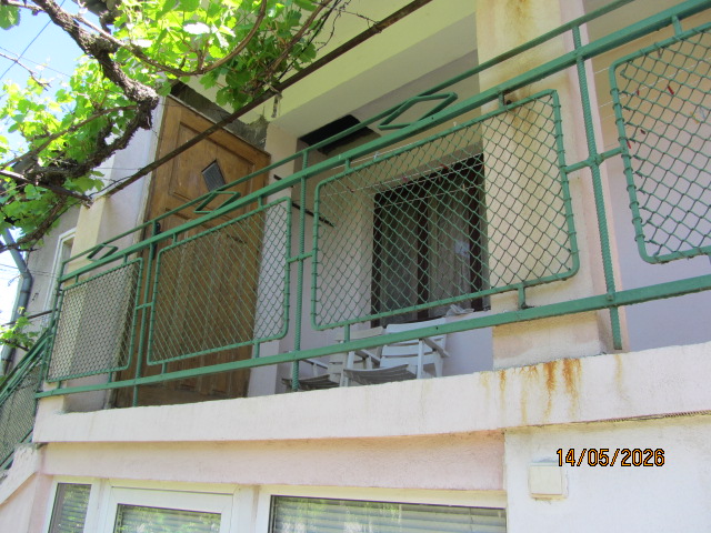 Foto 7 von 12 — Парцел с къща