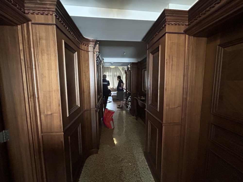 Foto 2 von 13 — Многостаен апартамент