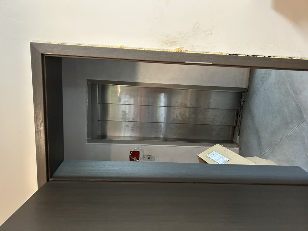 Foto 5 von 13 — Търговски имот
