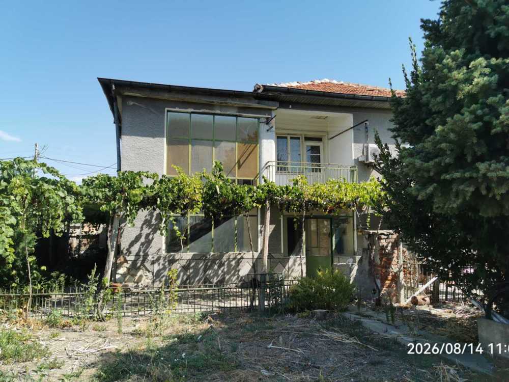 Foto 12 von 13 — Къща с парцел