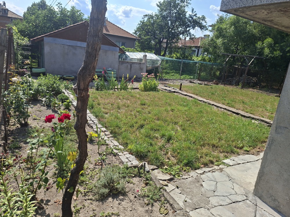 Foto 2 von 11 — Къща