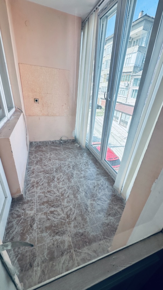 Foto 8 von 12 — Двустаен апартамент