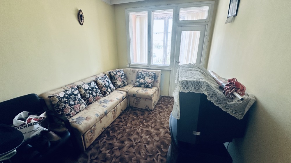 Foto 11 von 12 — Двустаен апартамент