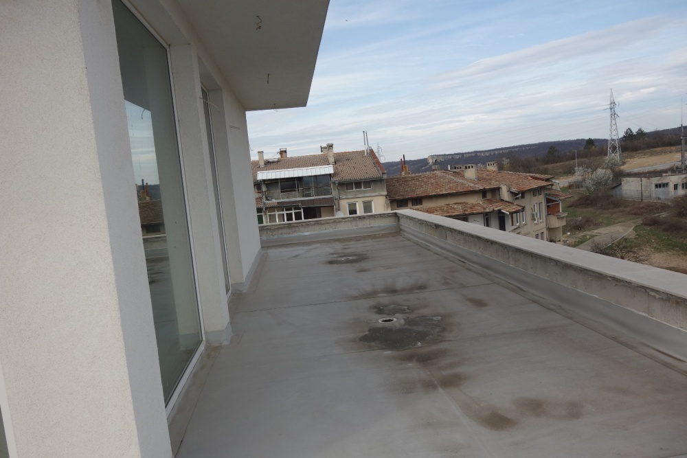 Foto 5 von 8 — Многостаен апартамент
