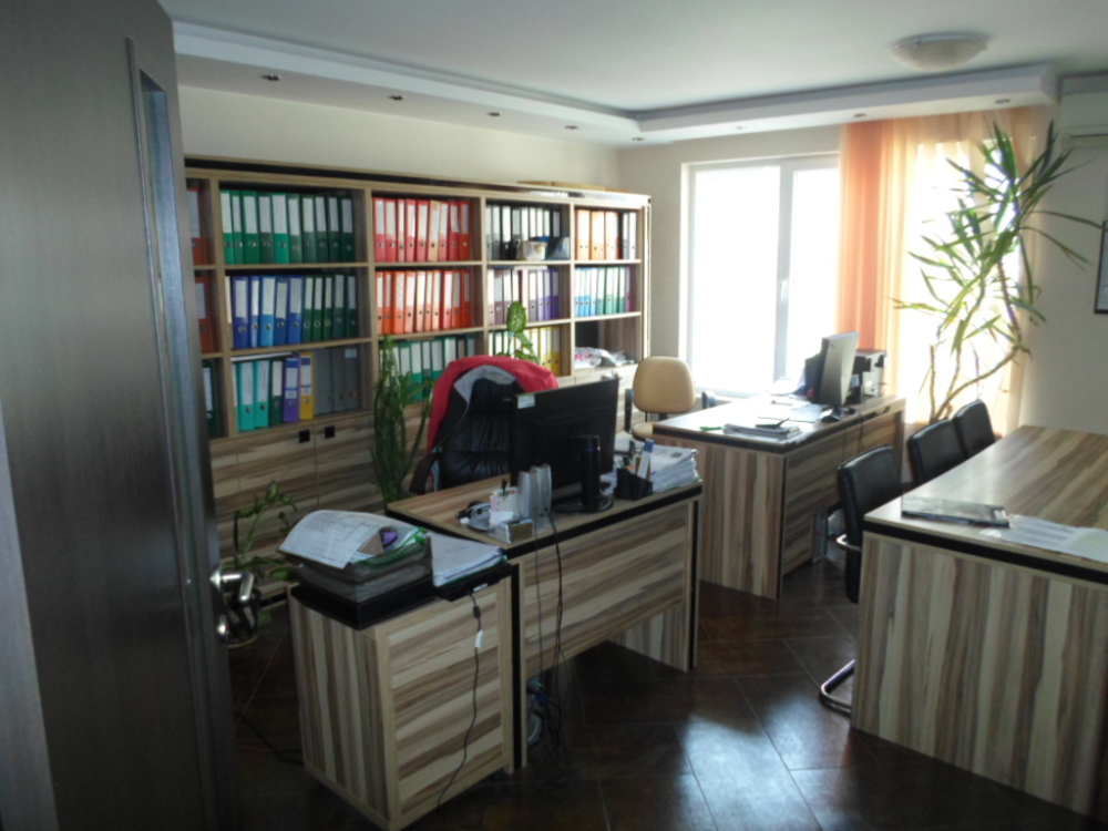 Foto 2 von 12 — Офис