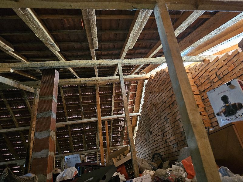 Foto 9 von 9 — Къща с парцел