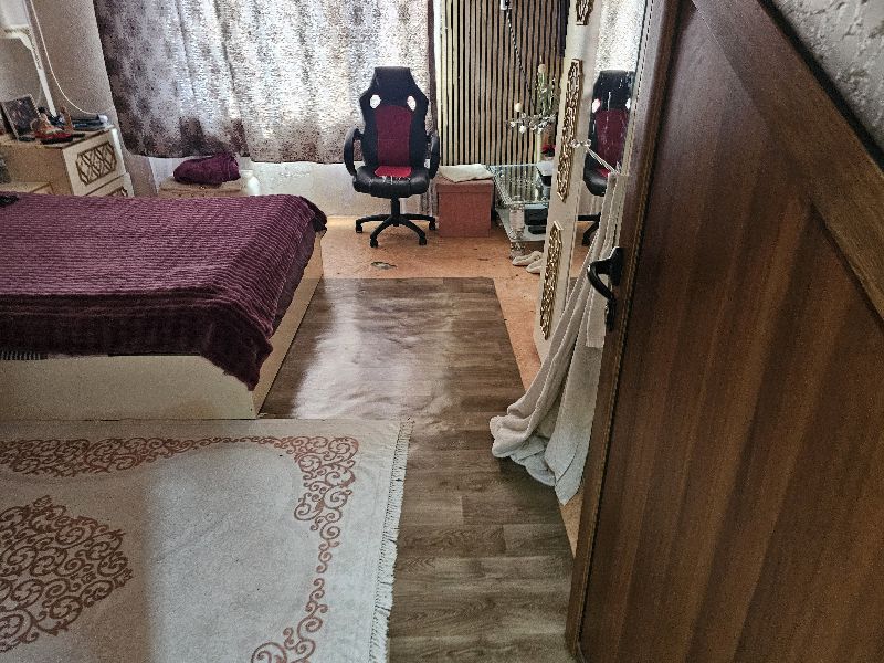 Foto 2 von 9 — Къща с парцел
