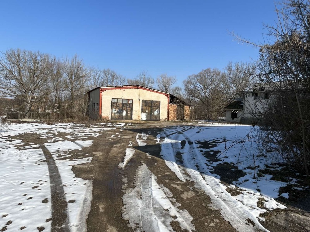 Foto 4 von 11 — Производствен имот
