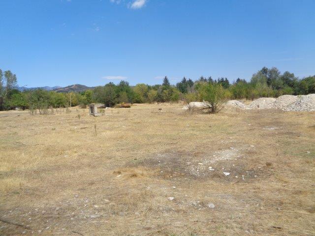 Foto 9 von 14 — Производствен имот