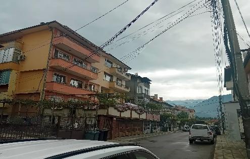 Foto 1 von 2 — Етаж от къща