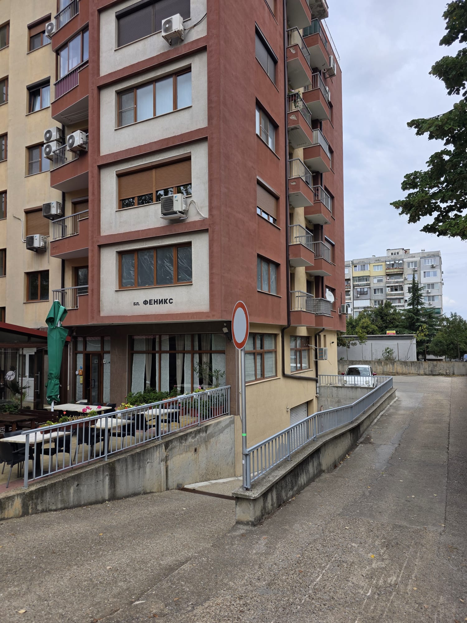 Foto 2 von 4 — Паркомясто