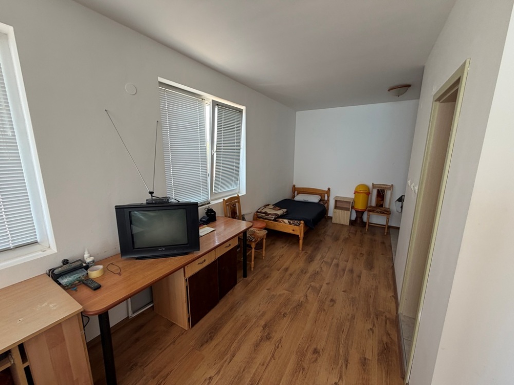 Foto 5 von 14 — Тристаен апартамент