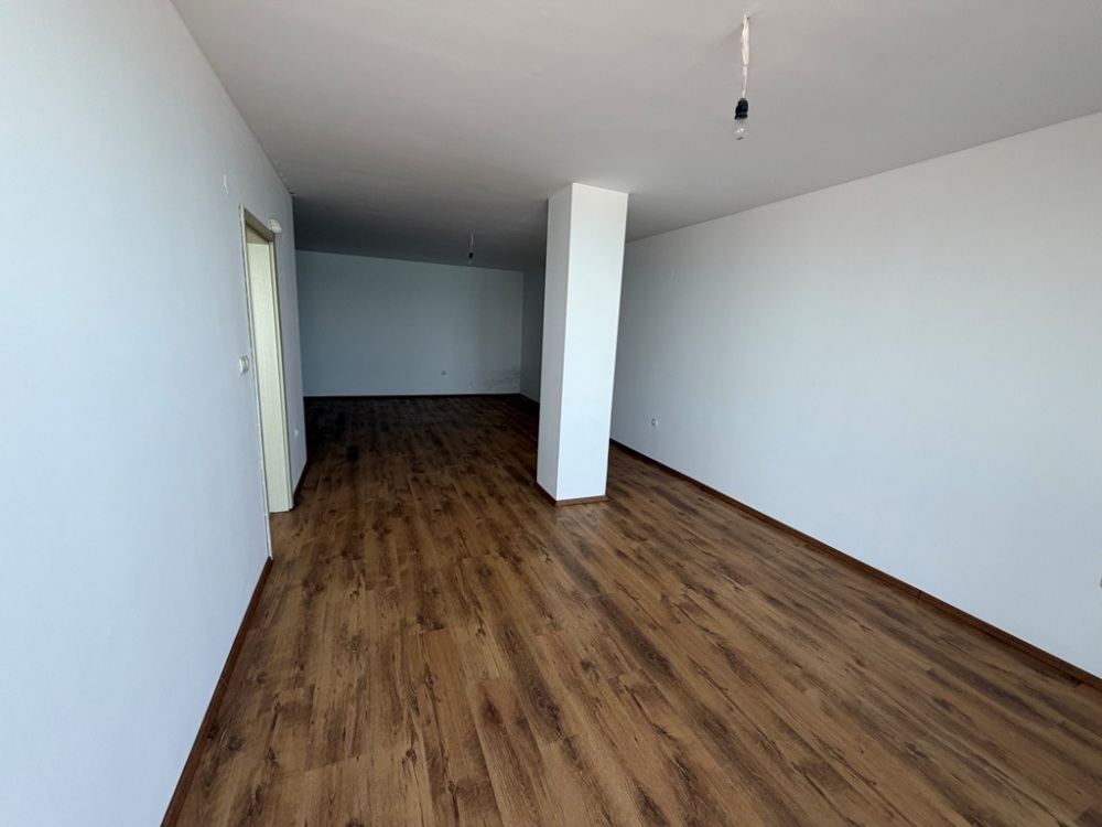 Foto 5 von 16 — Многостаен апартамент