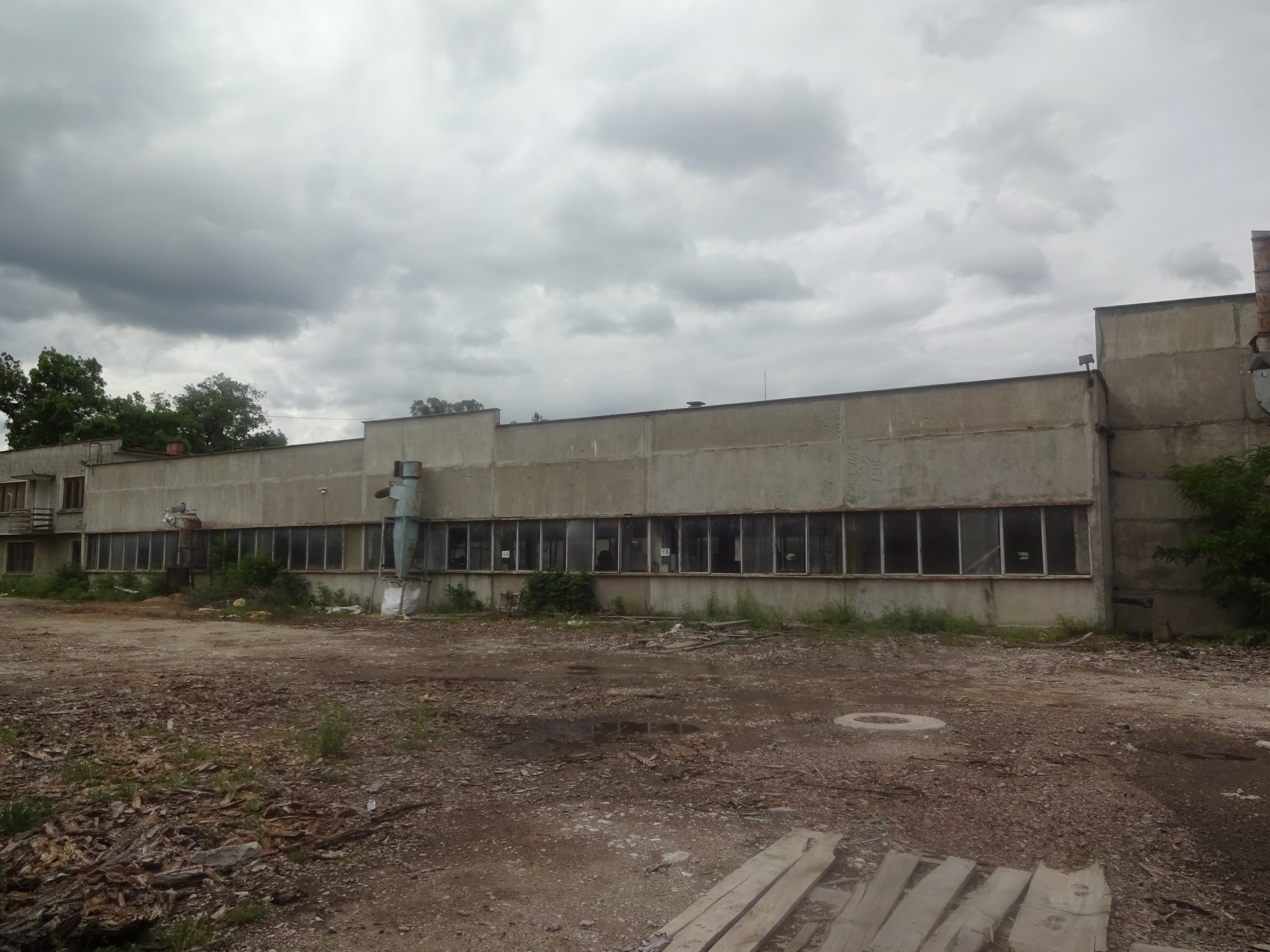 Foto 5 von 19 — Производствен имот