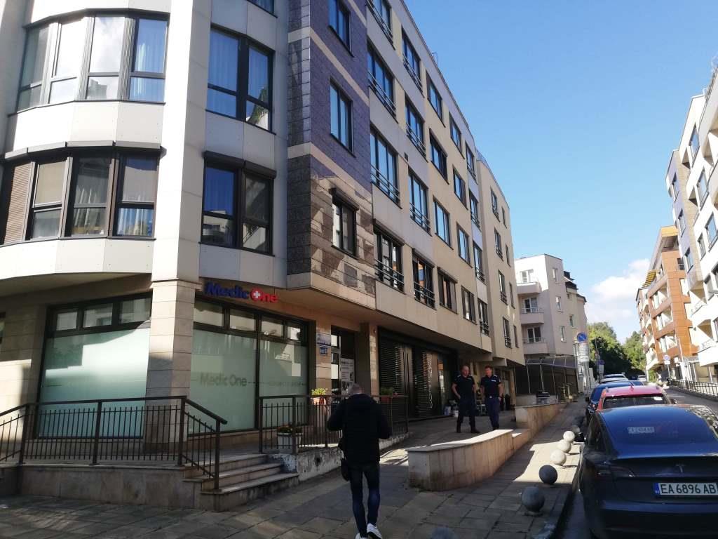 Foto 1 von 10 — Тристаен апартамент
