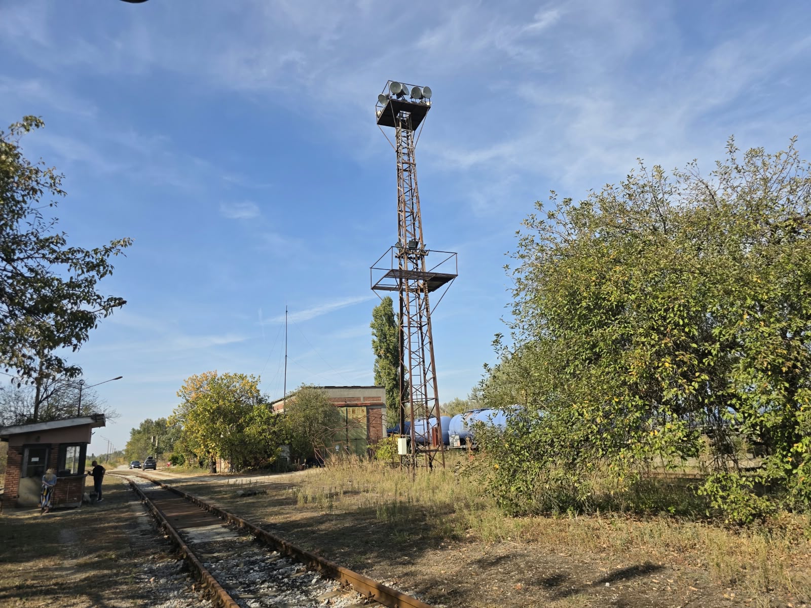 Foto 11 von 21 — Производствен имот