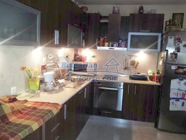 Foto 2 von 12 — Luxury two bedroom bulgarian apartment for sale in Burgas-Bratya